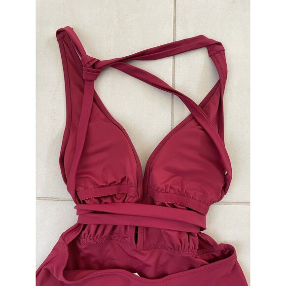 Cupshe Swim One Piece Swimsuit Halter Strappy Cranberrry - Picture 7 of 9